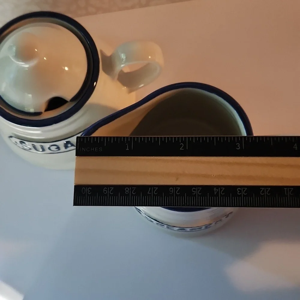 Pier 1 Sugar & Creamer Set